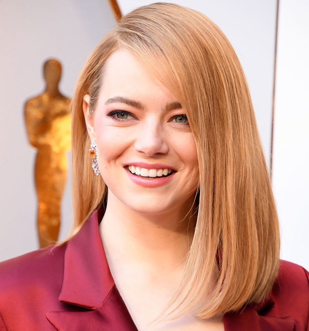 Gładka asymetria a'la Emma Stone