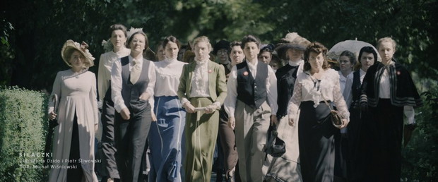 Kadry z filmu Siłaczki