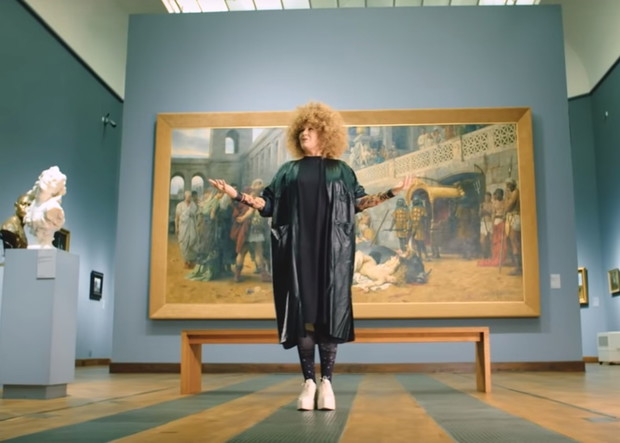 Katarzyna Nosowska w teledysku Nagasaki