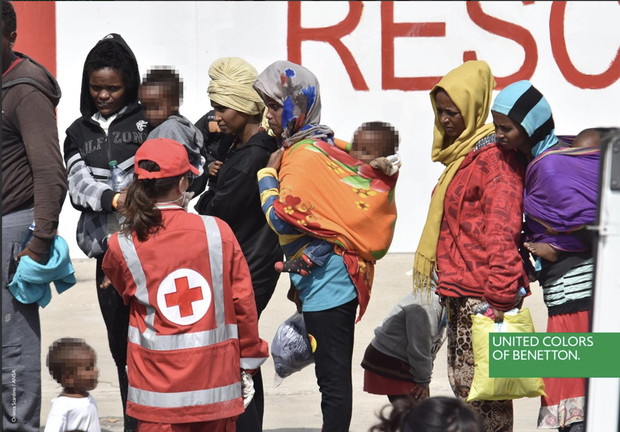 Reklama Benetton z uchodźcami