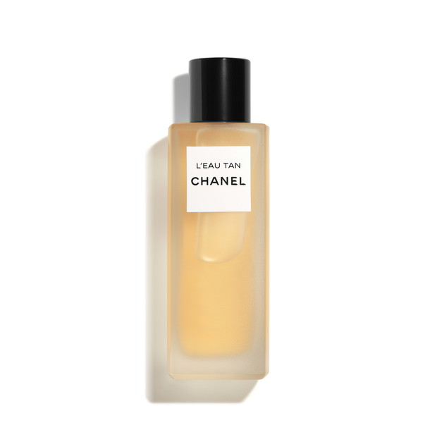 Odświeżająca samoopalająca mgiełka do ciała L’EAU TAN CHANEL