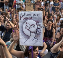 Gwałt na 14-latce był tylko "molestowaniem"? Protesty w Madrycie