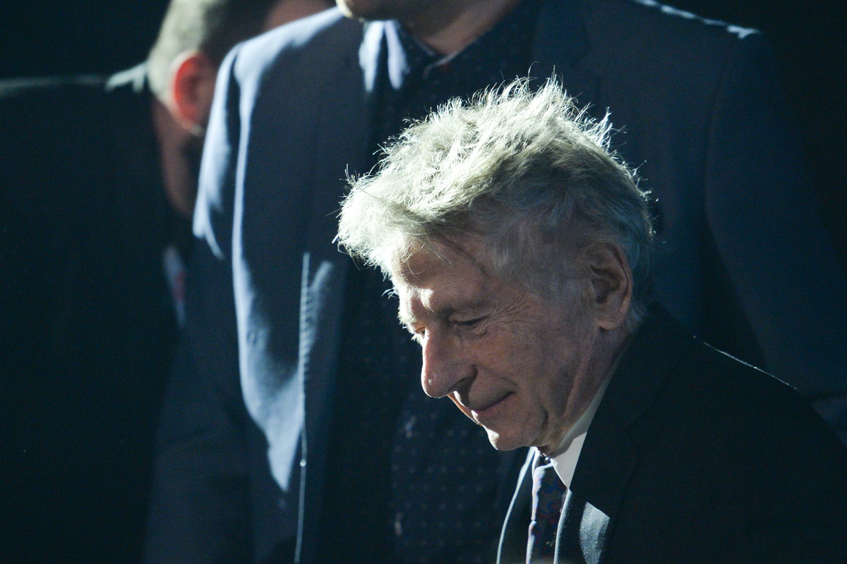 Protest przeciwko Romanowi Polańskiemu na łódzkiej filmówce