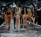Victoria’s Secret: wstrząsające kulisy pokazów!