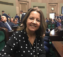 Joanna Lichocka pokazała środkowy palec w Sejmie