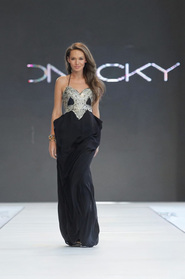 M7QG0zJxPueQrld2Ub8ewoom9ld3KSfv_standard