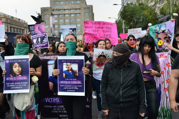 Protesty kobiet na ulicach Meksyku po brutalnym zabójstwie młodej Meksykanki Ingrid Escamilla
