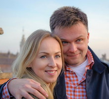 Szymon Hołownia broni żony