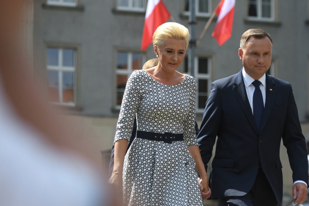 Agata Duda przegrała w sondażu z Jolantą Kwaśniewską