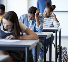 Matura 2020 i egzamin ósmoklasisty: rząd podał nowe terminy. Szkoły i uczelnie zamknięte do 24 maja