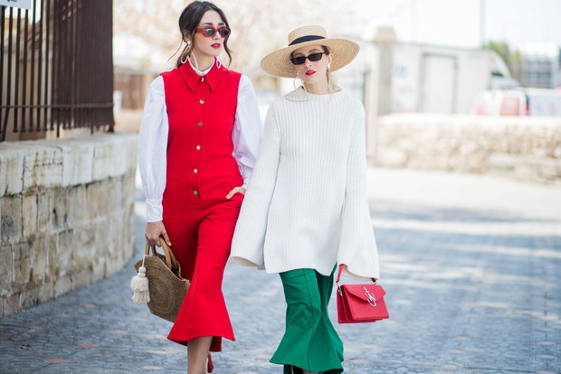 Ubranie o wydłużonym stanie