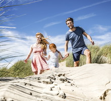 "Bon turystyczny" można stracić. Komu odbiorą 500 plus na wakacje?