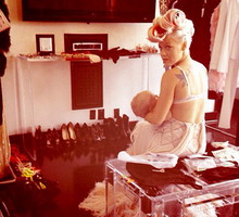 pink-karmi-piersia1-f7ab35e