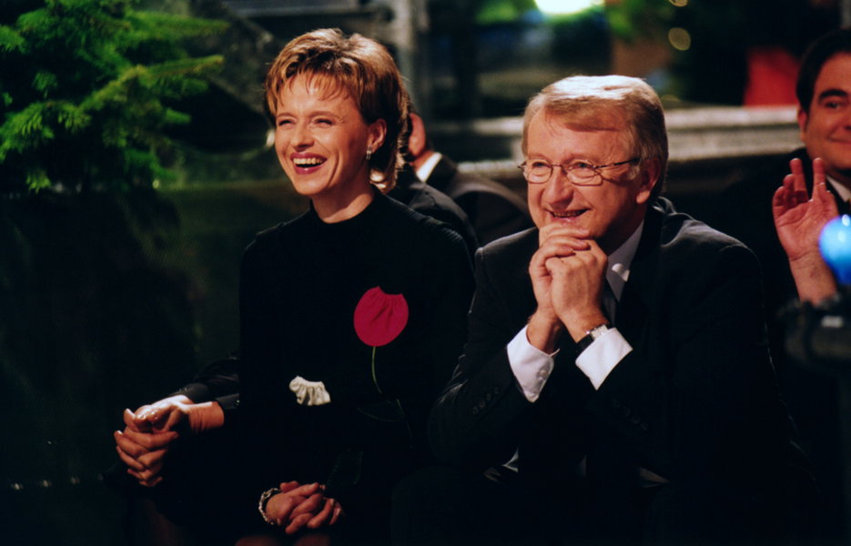 Jolanta Pieńkowska od stewardessy do dziennikarki informacyjnej. Tak zmieniała się gwiazda [ZDJĘCIA]