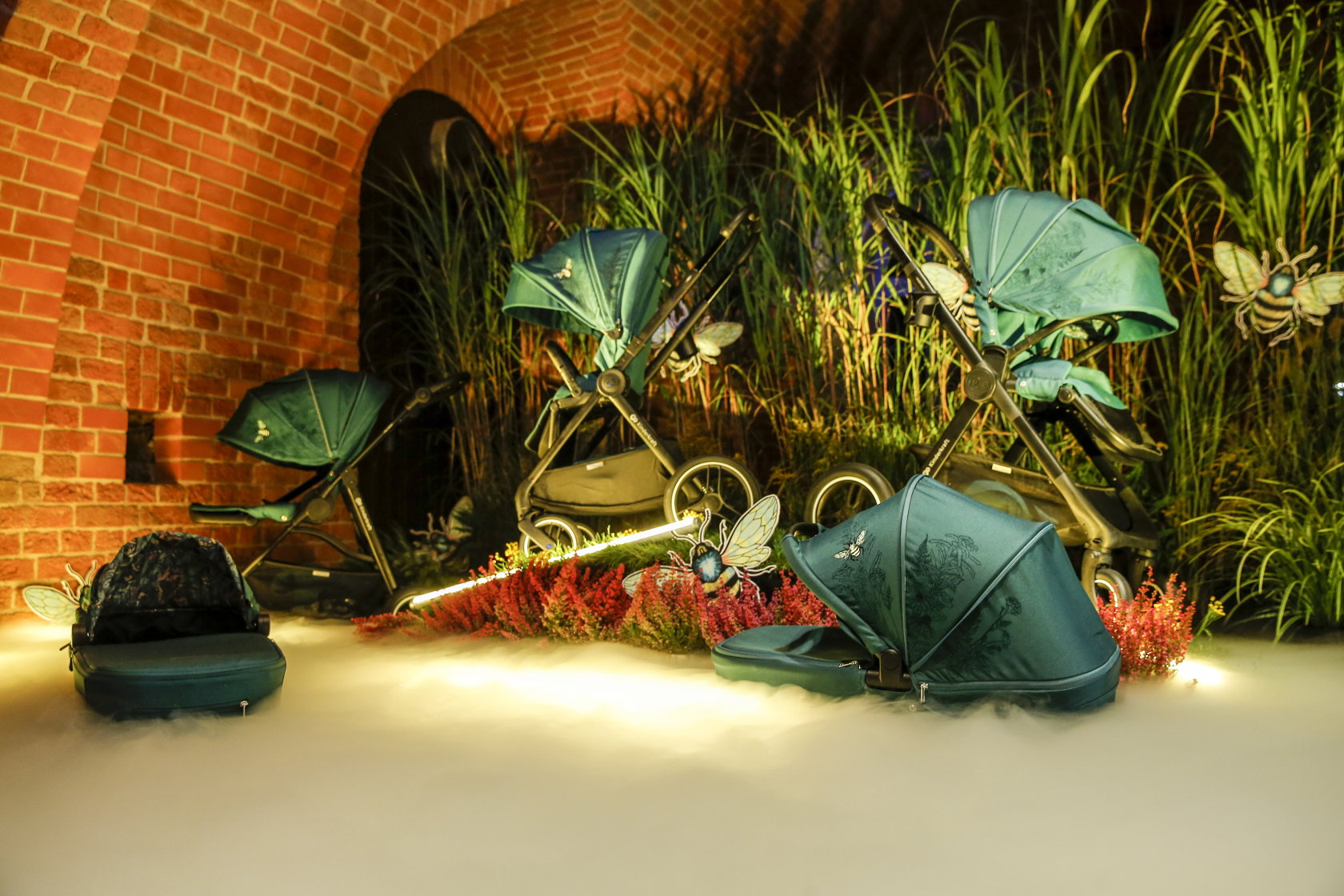 23 września, w warszawskiej Fortecy Kręglickich odbyła się uroczysta premiera serialu "NIEBŁA(C)HE rozmowy o rodzicielstwie".