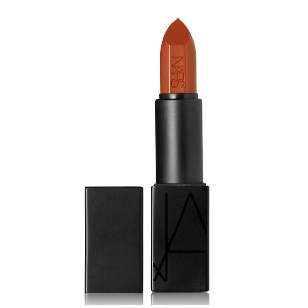 Kolory ust na jesień: rudy