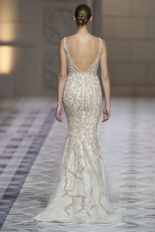 Pronovias_brd_S15_010