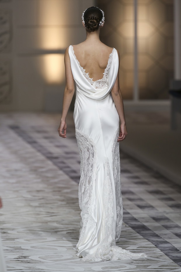 Pronovias_brd_S15_046