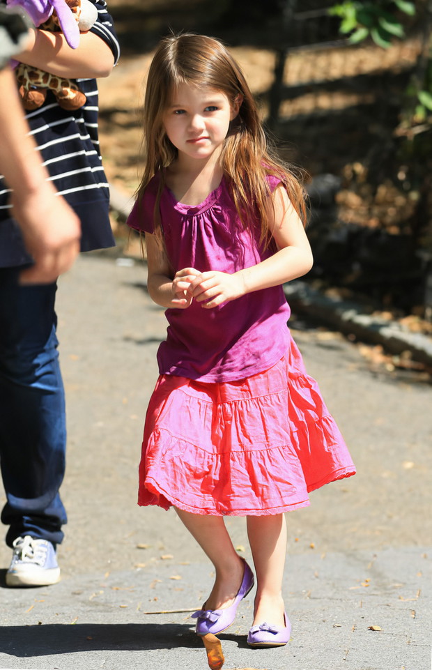 ALLONS_961898_Suri_Cruise