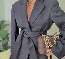 3 modele torebek z łańcuchem, które podbiły Instagram i nasze serca. Ten fason zostanie z nami dłużej niż jeden sezon