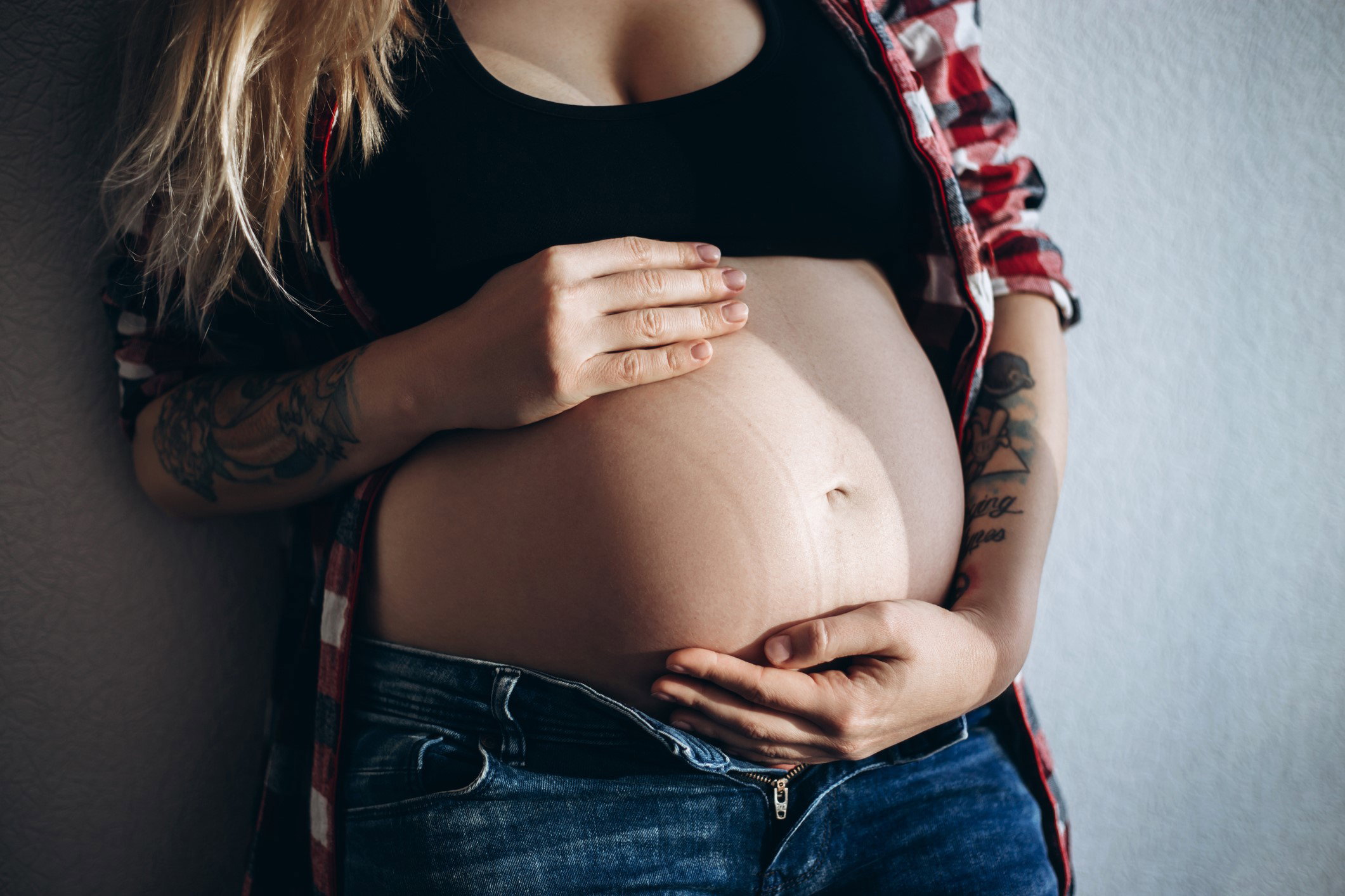 Kobieta urodziła w Bolcie i chciała pokryć koszty sprzątania auta. Takiej odpowiedzi firmy się nie spodziewała!