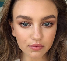 Lekki makijaż oka na wiosnę