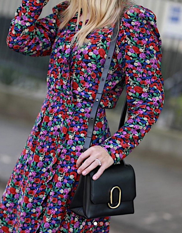 Agnieska Woźniak-Starak w sukience w kwiaty