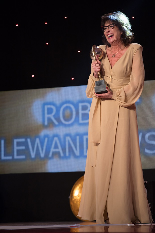 Iwona Lewandska - mama Roberta Lewandowskiego - zakochana!