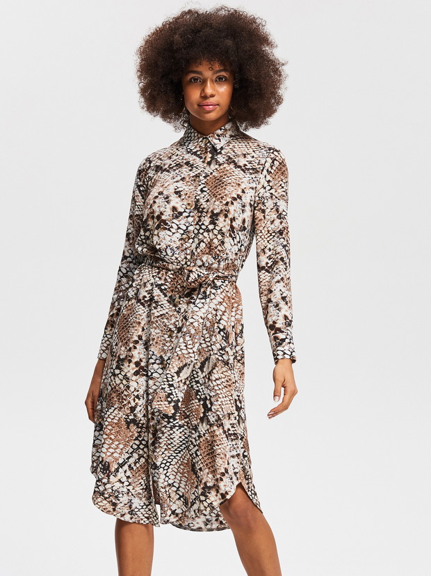 Sukienki Reserved na święta 2018