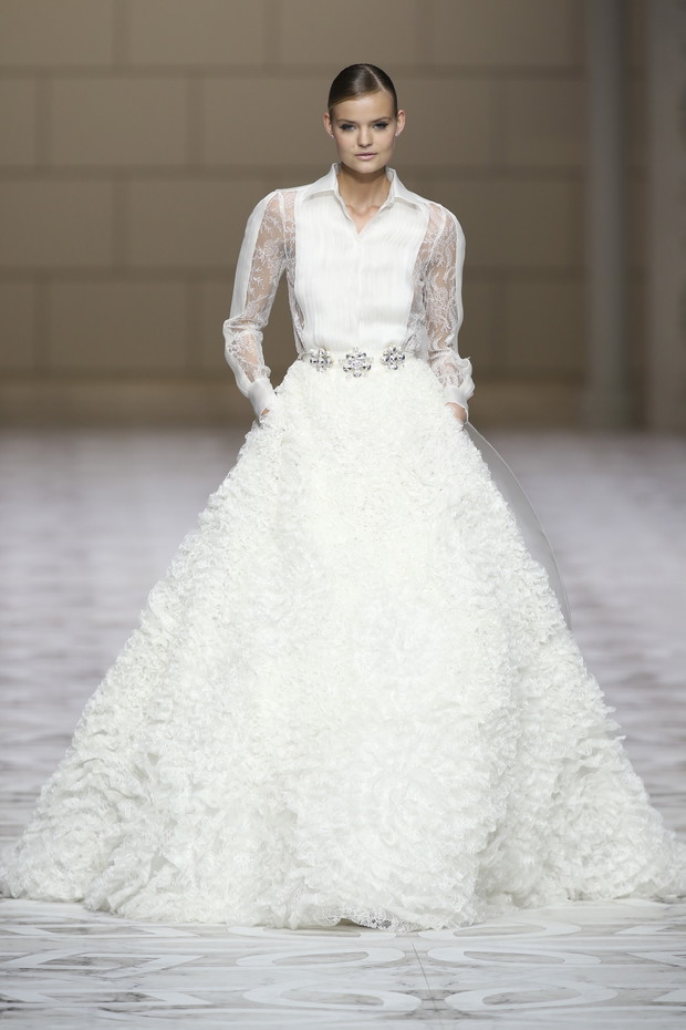 Pronovias_brd_S15_157