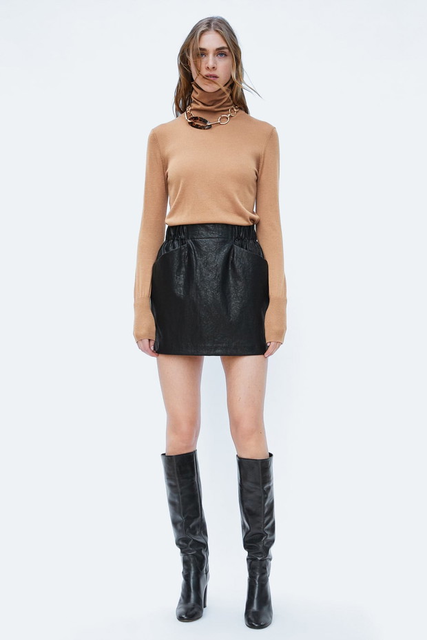 Zara, skórzane buty na obcasie, 459 zł