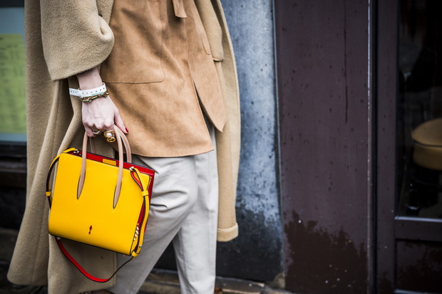 Beże i brązy: trendy moda wiosna 2019