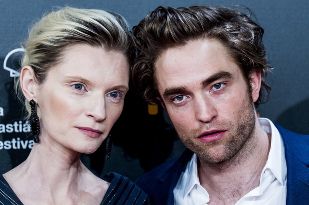 Agata Buzek u boku Roberta Pattisona w produkcji „High Life”