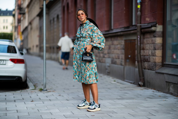 Sukienki na wiosnę 2019: trendy moda wiosna 2019