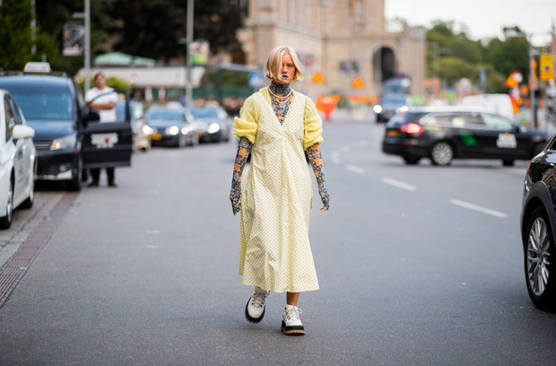 Sukienki na wiosnę 2019: trendy moda wiosna 2019