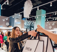 Pierwszy w Polsce pop-up store SHEIN już otwarty. Rozkwitnij z SHEIN na wiosnę