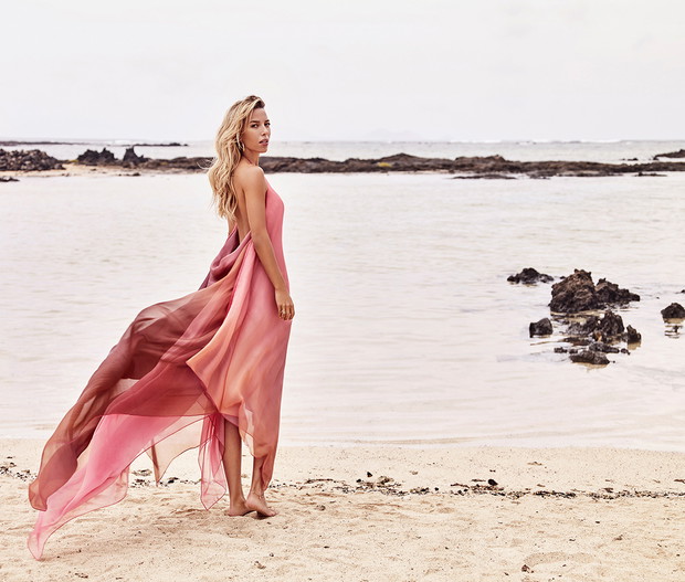 Ewa Chodakowska dla W.Kruk - dochód przeznaczyła na rzecz kobiet