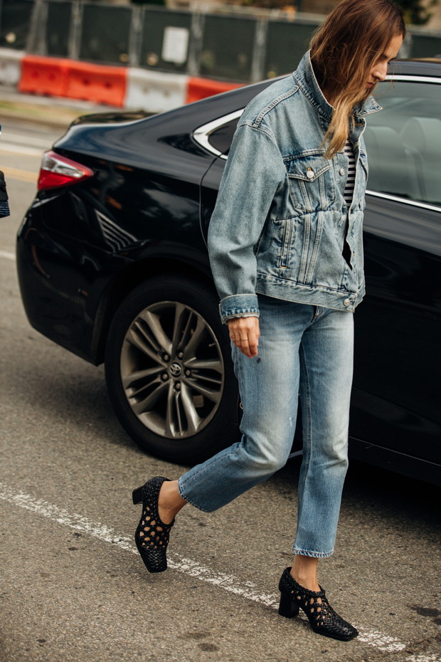 Modne jeansy na jesień 2019