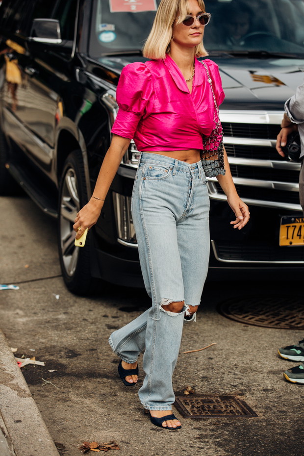 Modne jeansy na jesień 2019