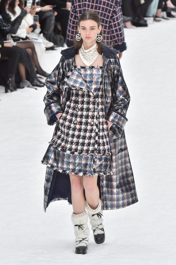 Chanel jesień zima 2019: Chanel pierwszy pokaz po śmierci Karla Lagerfelda