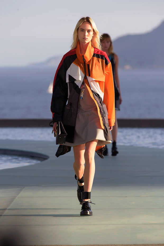 louis-vuitton-r17-23