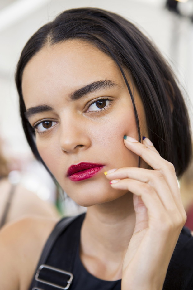 Delikatne wzorki na transparentnej bazie/ Creatures of Comfort wiosna 2017