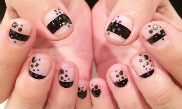 Transparentny manicure z wzorkami wiosna 2017