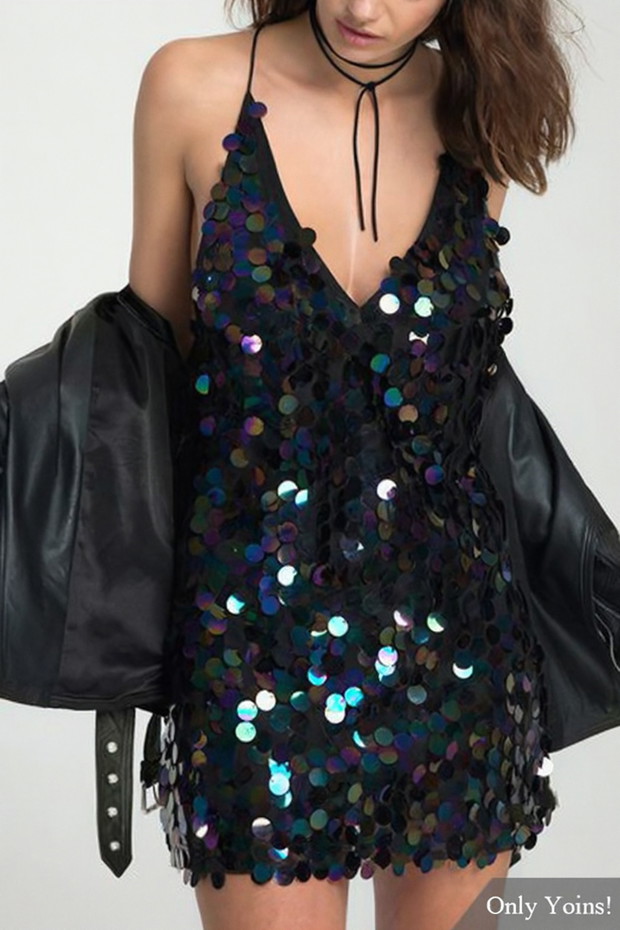 mala_czarna_sukienka