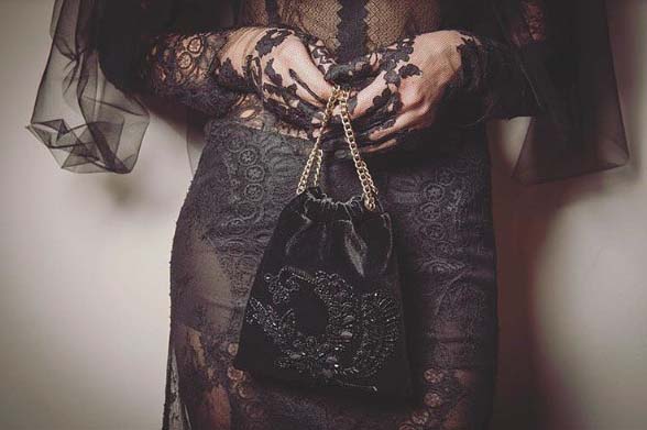 torebka-do-czarnej-sukienki