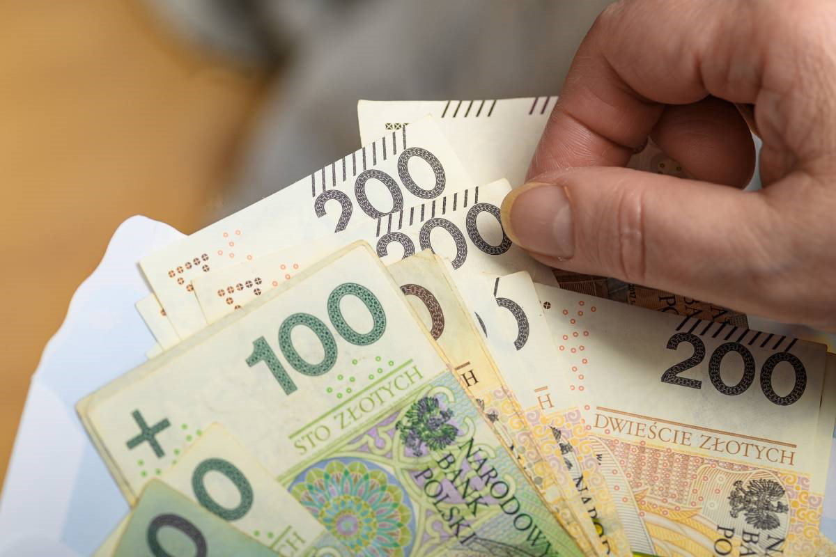 3 znaki zodiaku jeszcze w październiku 2024 rozbiją bank