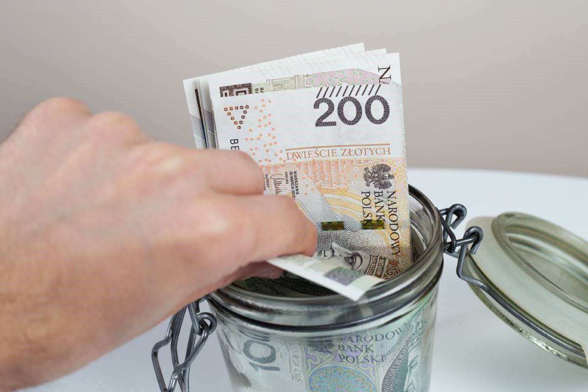 3 znaki zodiaku do listopada 2024 zgraną ładną sumkę