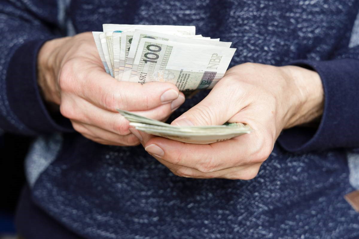 Przed zmianą czasu na 3 znaki zodiaku spadnie deszcz pieniędzy