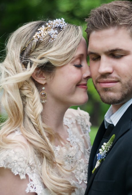 Fryzury ślubne w stylu boho inspiracje