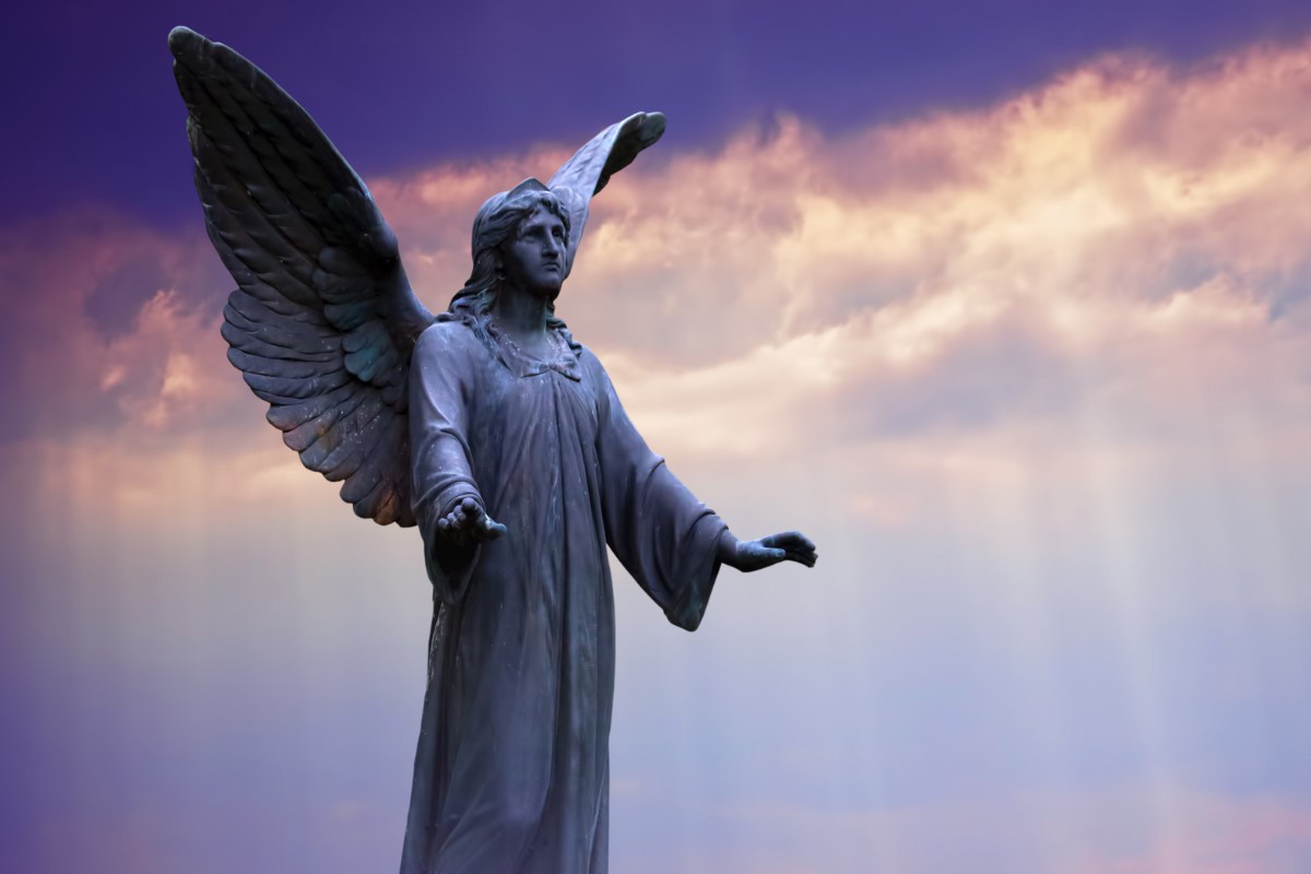 Anioł listopada będzie miał w opiece 3 znaki zodiaku